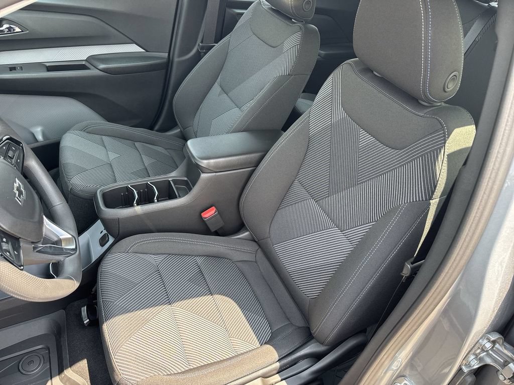 New 2027 Chevrolet Bolt LT w/ LPO, All-Weather Package FWD image 19