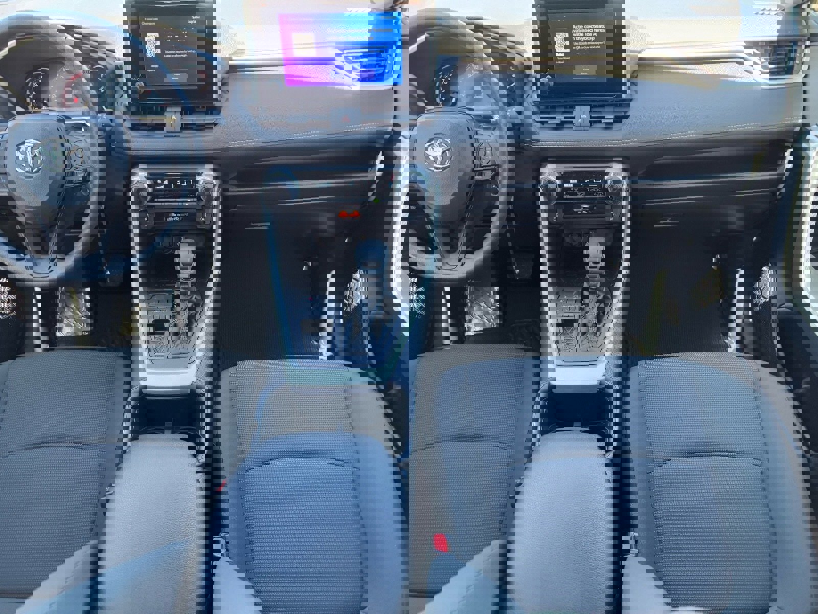 Used 2025 Toyota RAV4 LE image 14