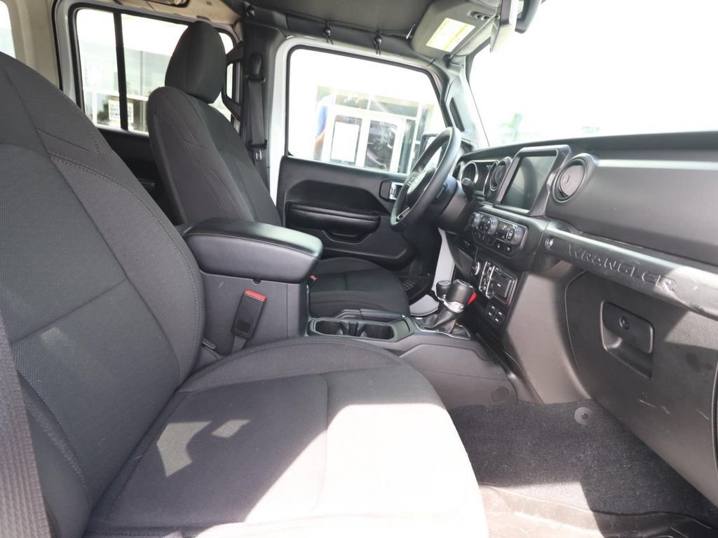 Used 2023 Jeep Wrangler Unlimited Sport AWD/4WD image 14