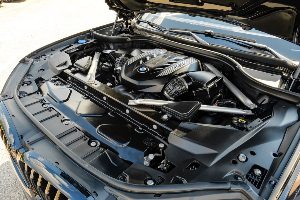 Used 2021 BMW X5 M50i w/ Premium Package AWD/4WD image 63