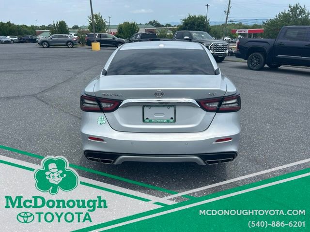 Used 2023 Nissan Maxima SV w/ Floor Mat Group FWD image 6
