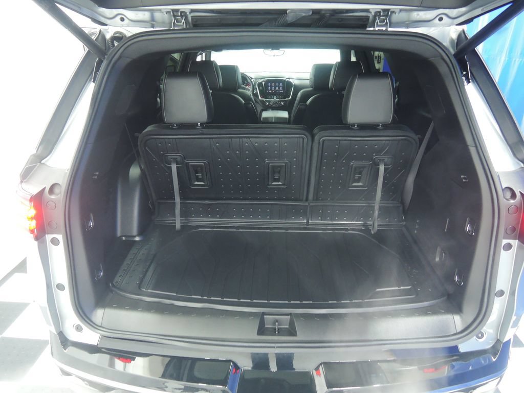 Used 2024 Chevrolet Traverse Premier w/ Redline Edition FWD image 32