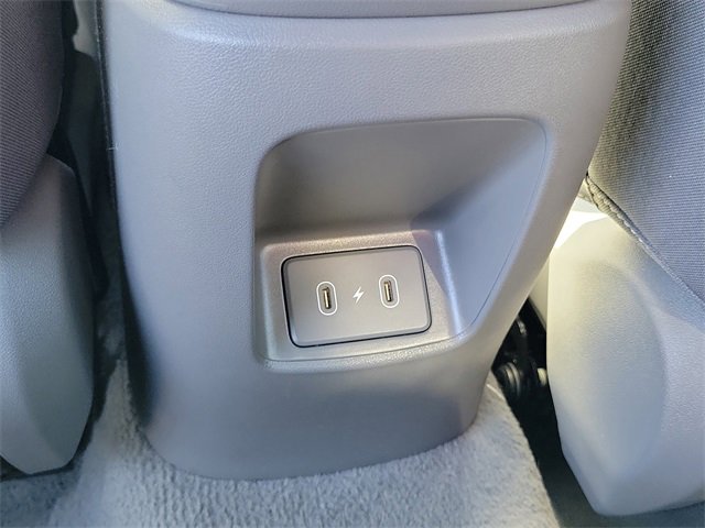 Used 2024 Hyundai Elantra SEL w/ Convenience Package image 19