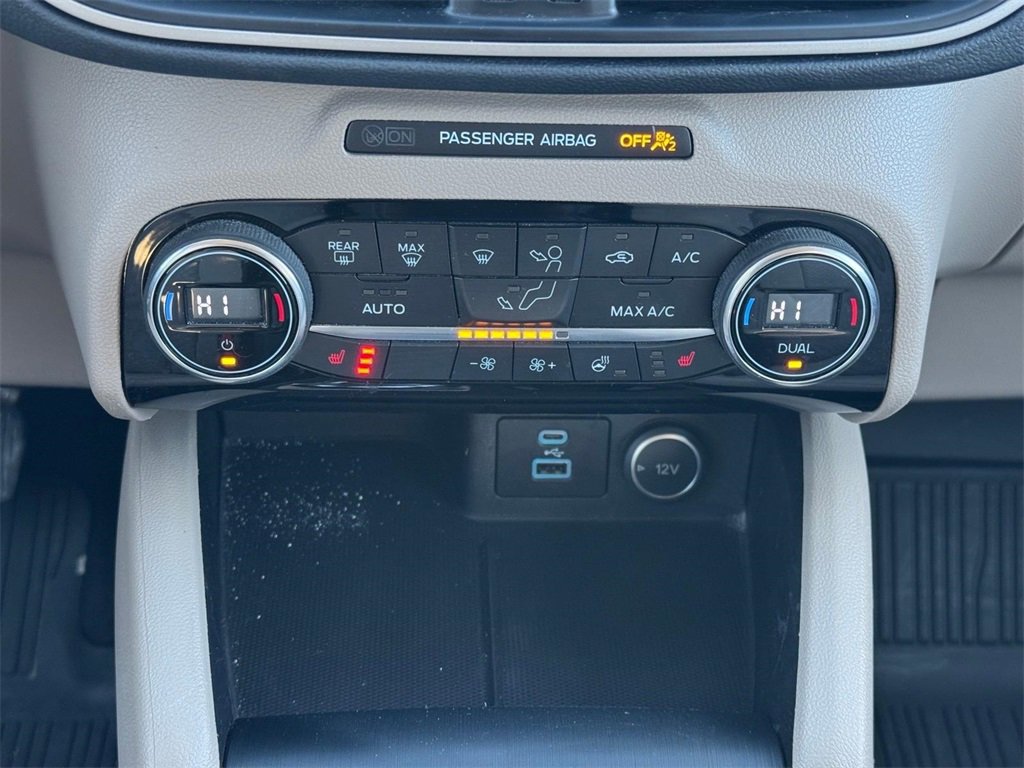 Used 2021 Ford Escape SE w/ Cold Weather Package image 15