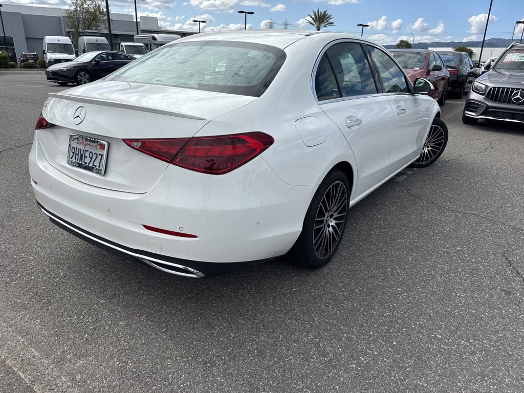 Used 2023 Mercedes-Benz C 300 Sedan image 4