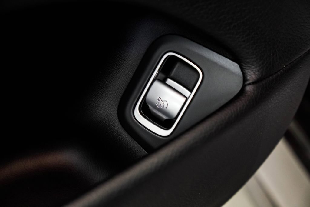 Used 2021 Mercedes-Benz S 580 4MATIC Sedan image 45