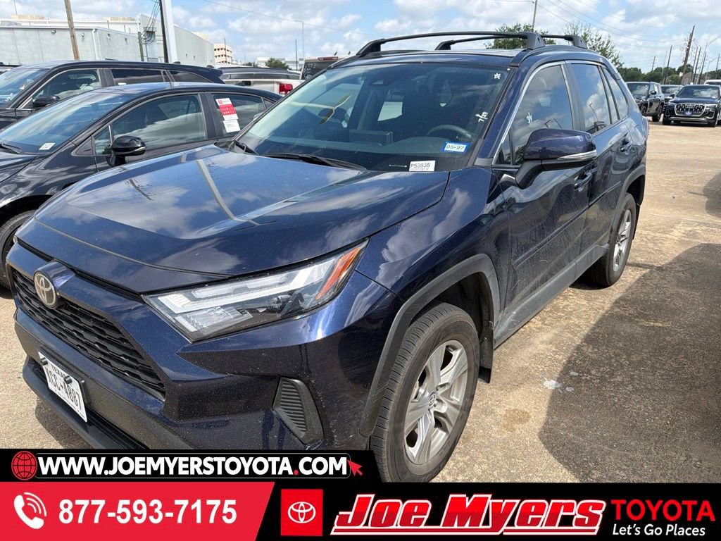 Used 2025 Toyota RAV4 XLE w/ Convenience Package FWD video 1