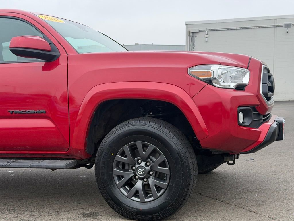 Certified 2021 Toyota Tacoma SR5 image 15