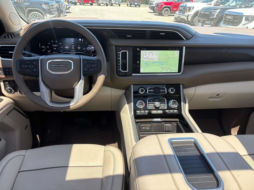 Used 2022 GMC Yukon Denali AWD/4WD image 10
