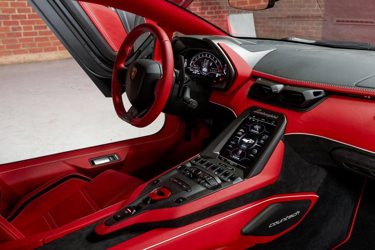 Used 2022 Lamborghini Aventador Countach AWD/4WD image 31