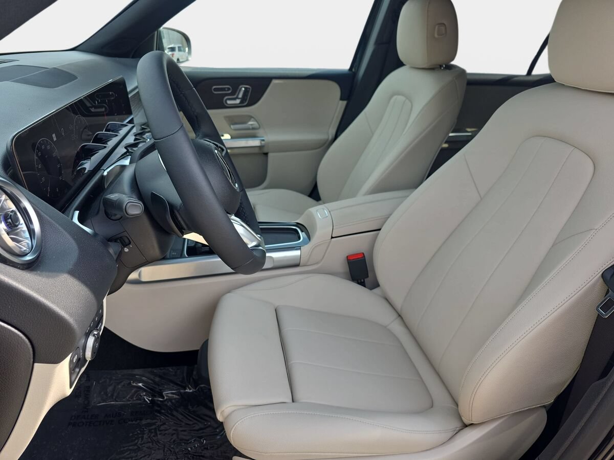 New 2026 Mercedes-Benz GLB 250 image 15