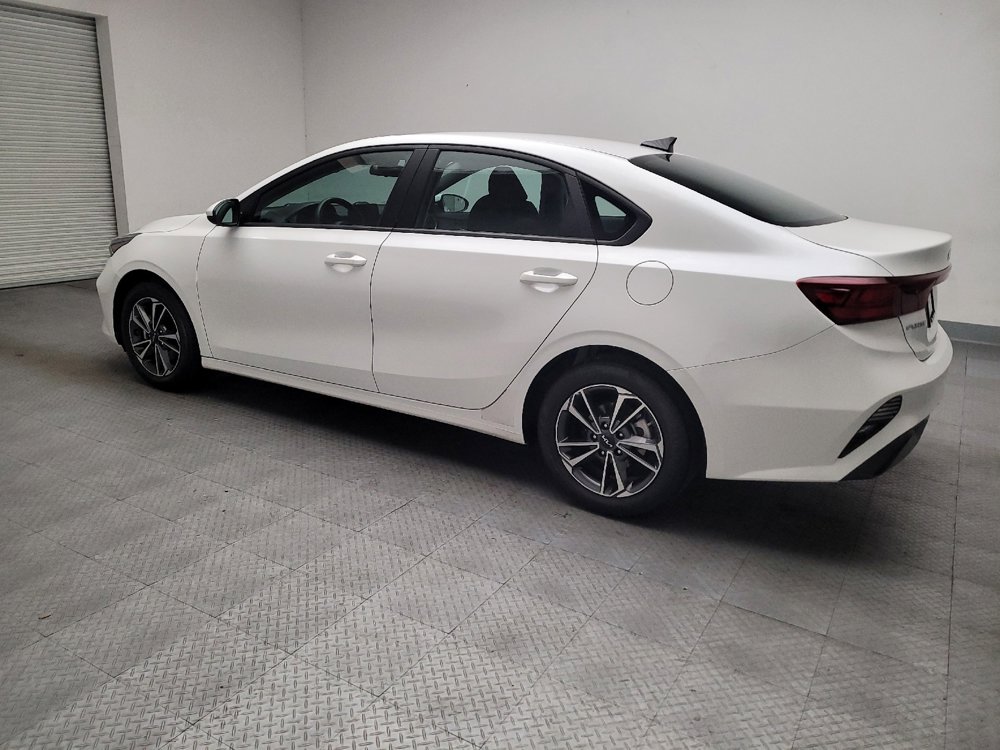Used 2024 Kia Forte LXS FWD image 3