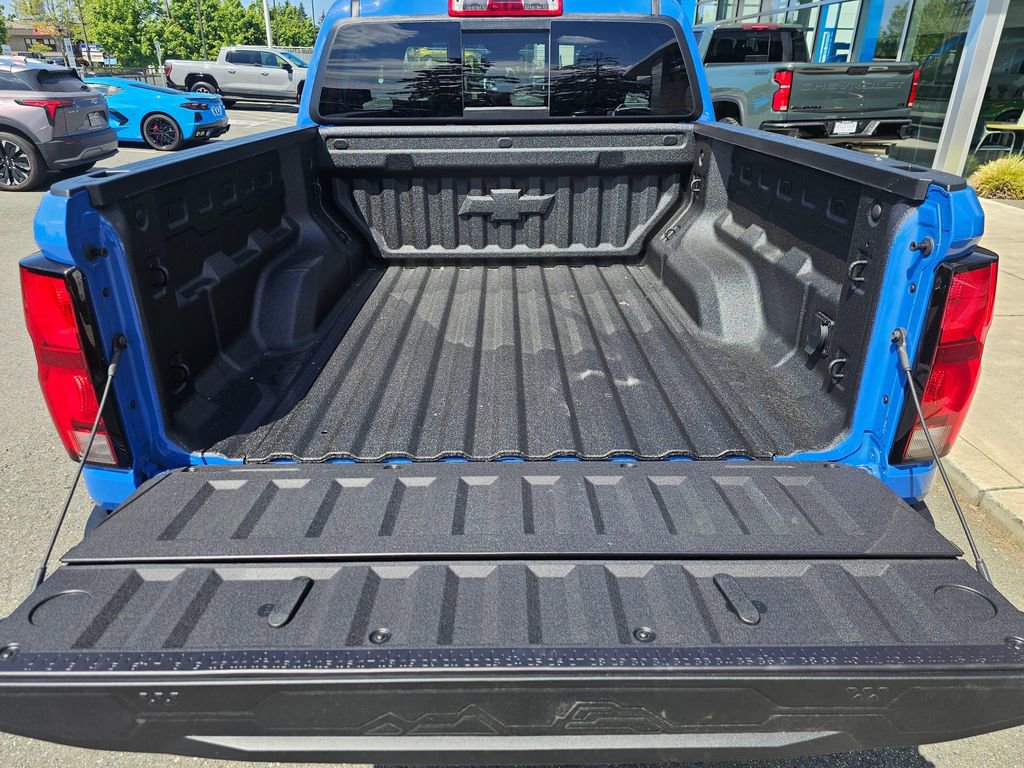 New 2026 Chevrolet Colorado ZR2 w/ Technology Package AWD/4WD image 12