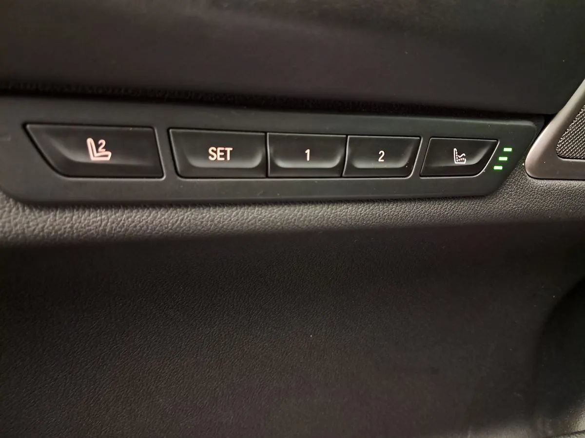 Used 2019 BMW 750i xDrive w/ Executive Package AWD/4WD image 15