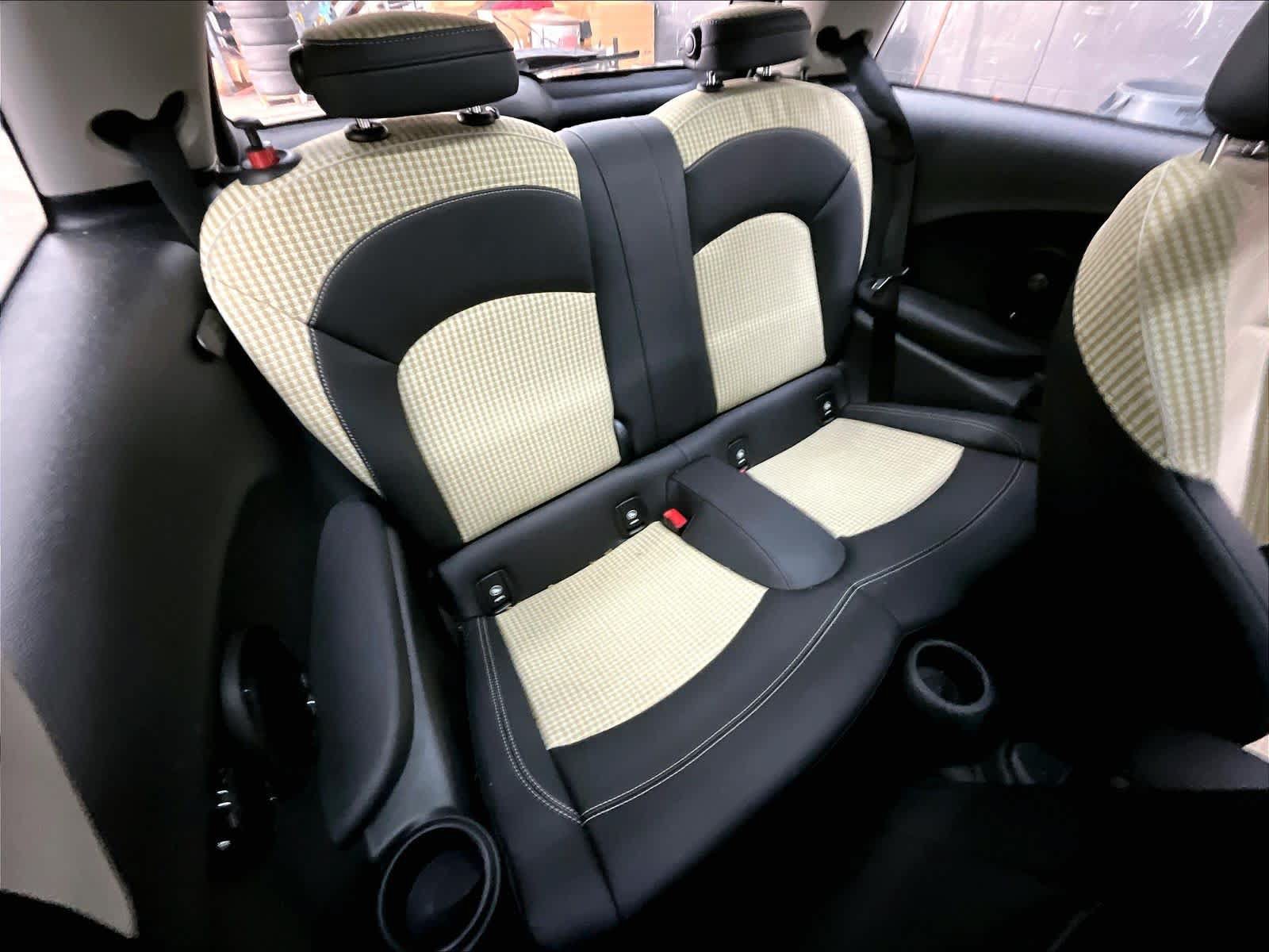 Used 2024 MINI Cooper SE FWD image 29