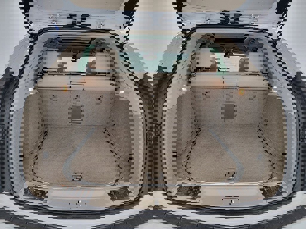 Used 2015 Cadillac SRX Luxury FWD image 36