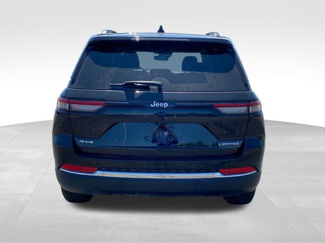 Used 2023 Jeep Grand Cherokee Limited AWD/4WD image 4