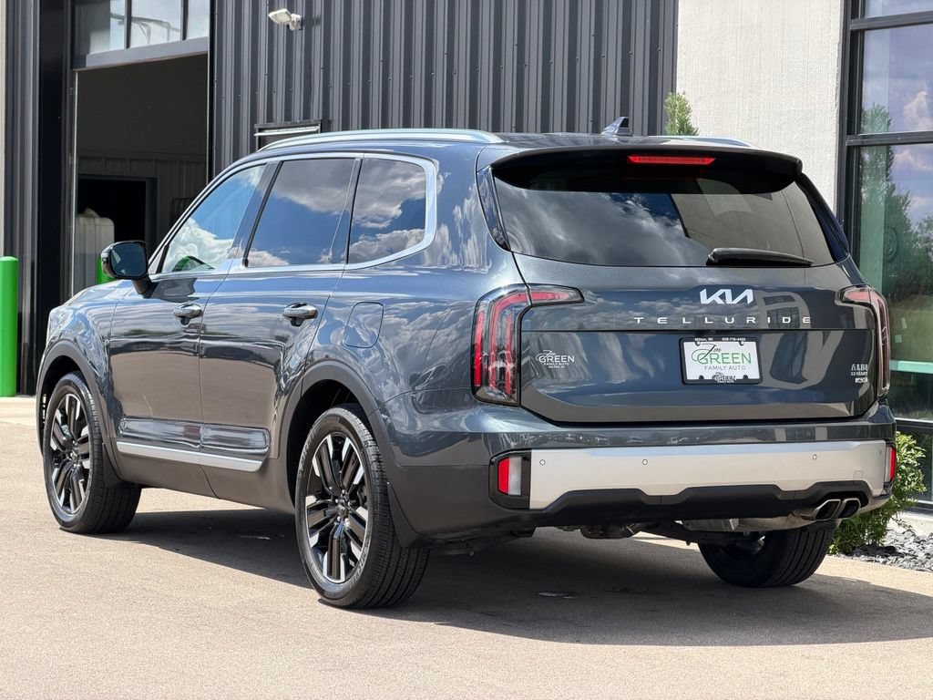 Used 2023 Kia Telluride SX AWD/4WD image 3