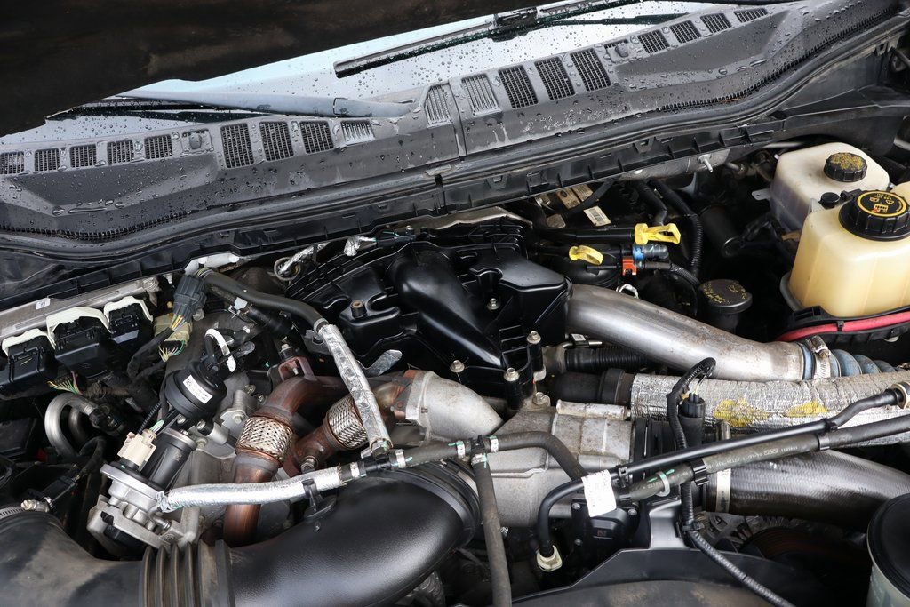 Used 2017 Ford F350 Lariat w/ Lariat Ultimate Package image 13