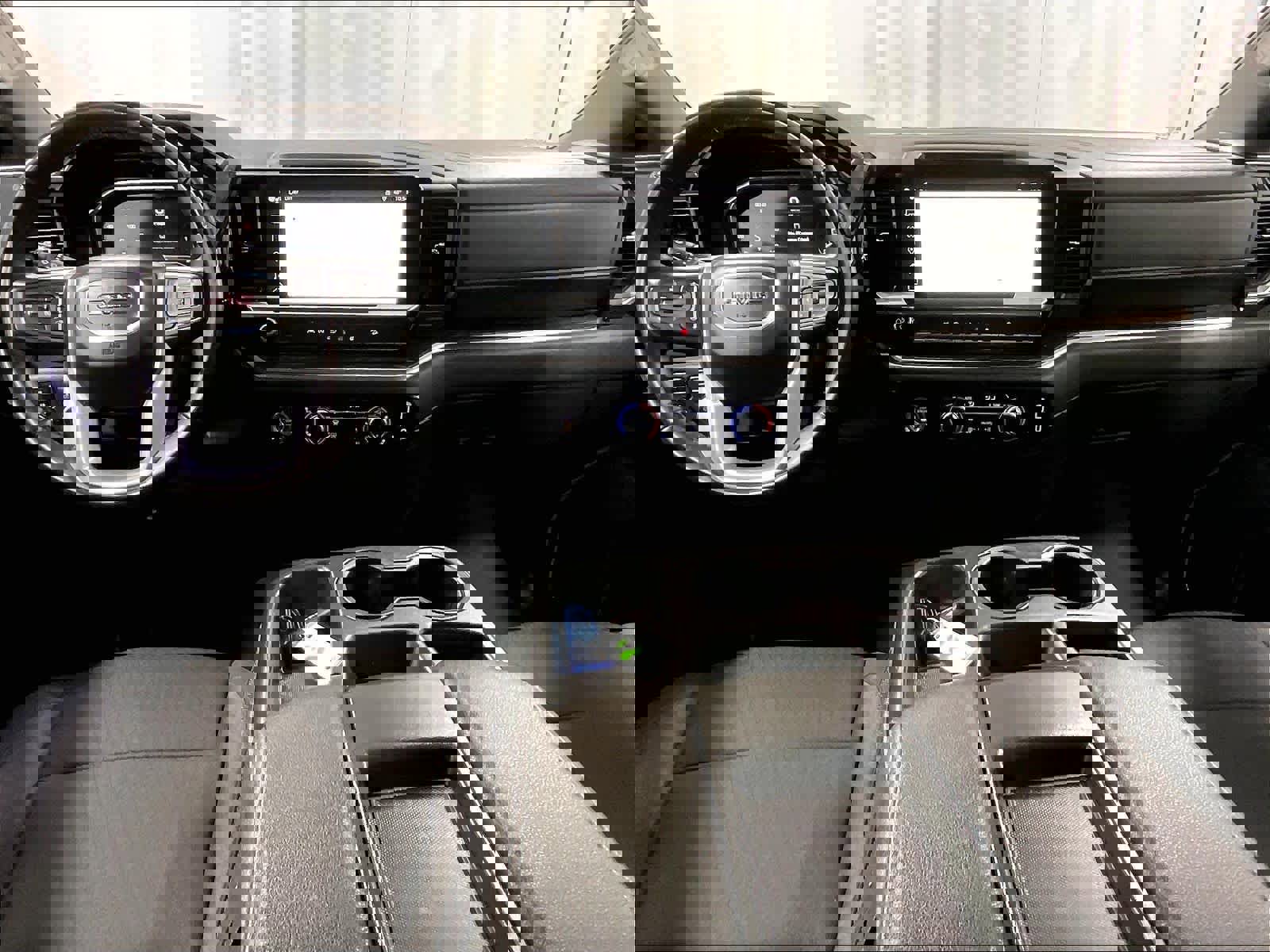 Used 2024 GMC Sierra 1500 Elevation image 21