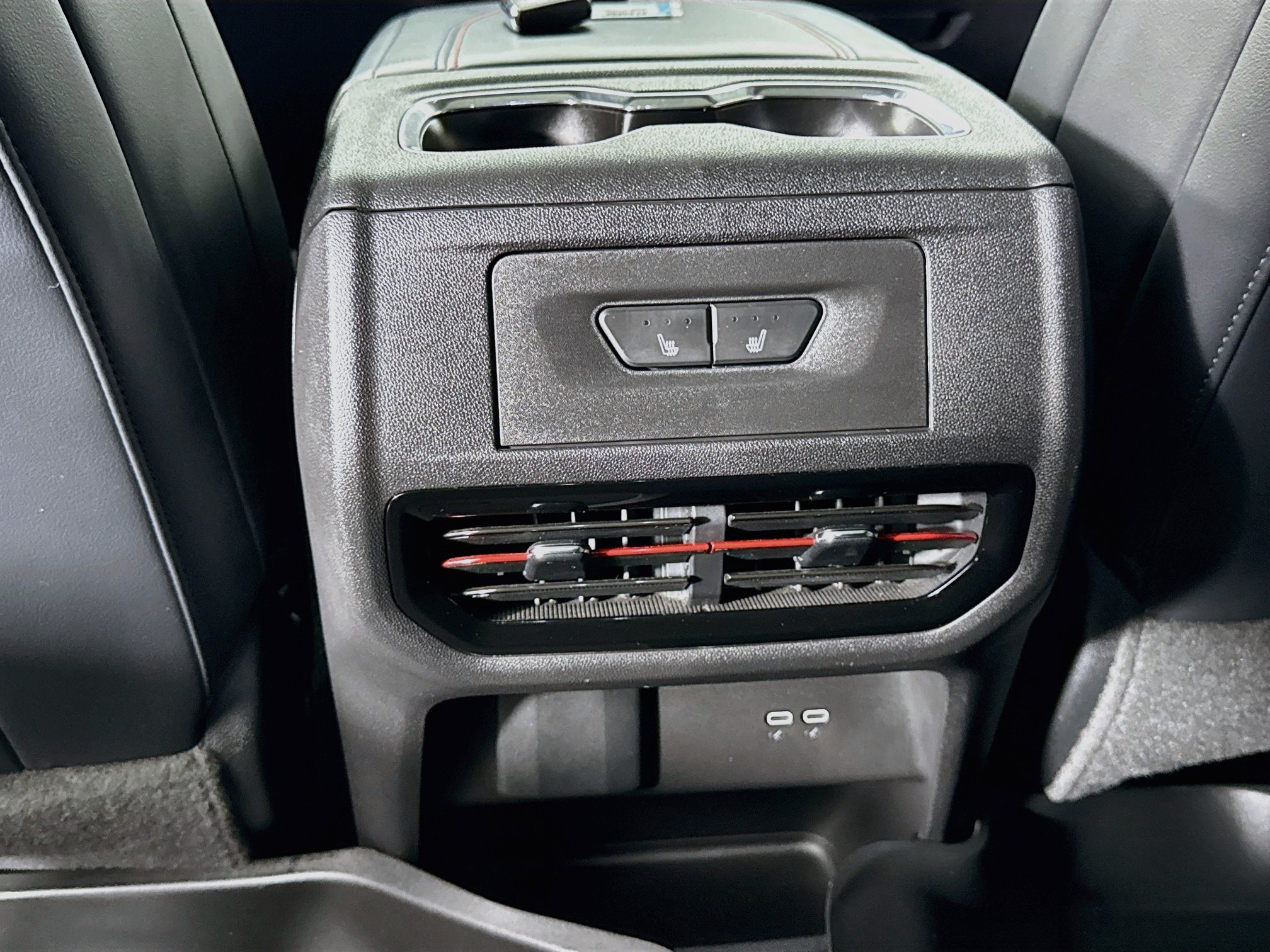 Used 2024 Chevrolet Silverado EV RST AWD/4WD image 28