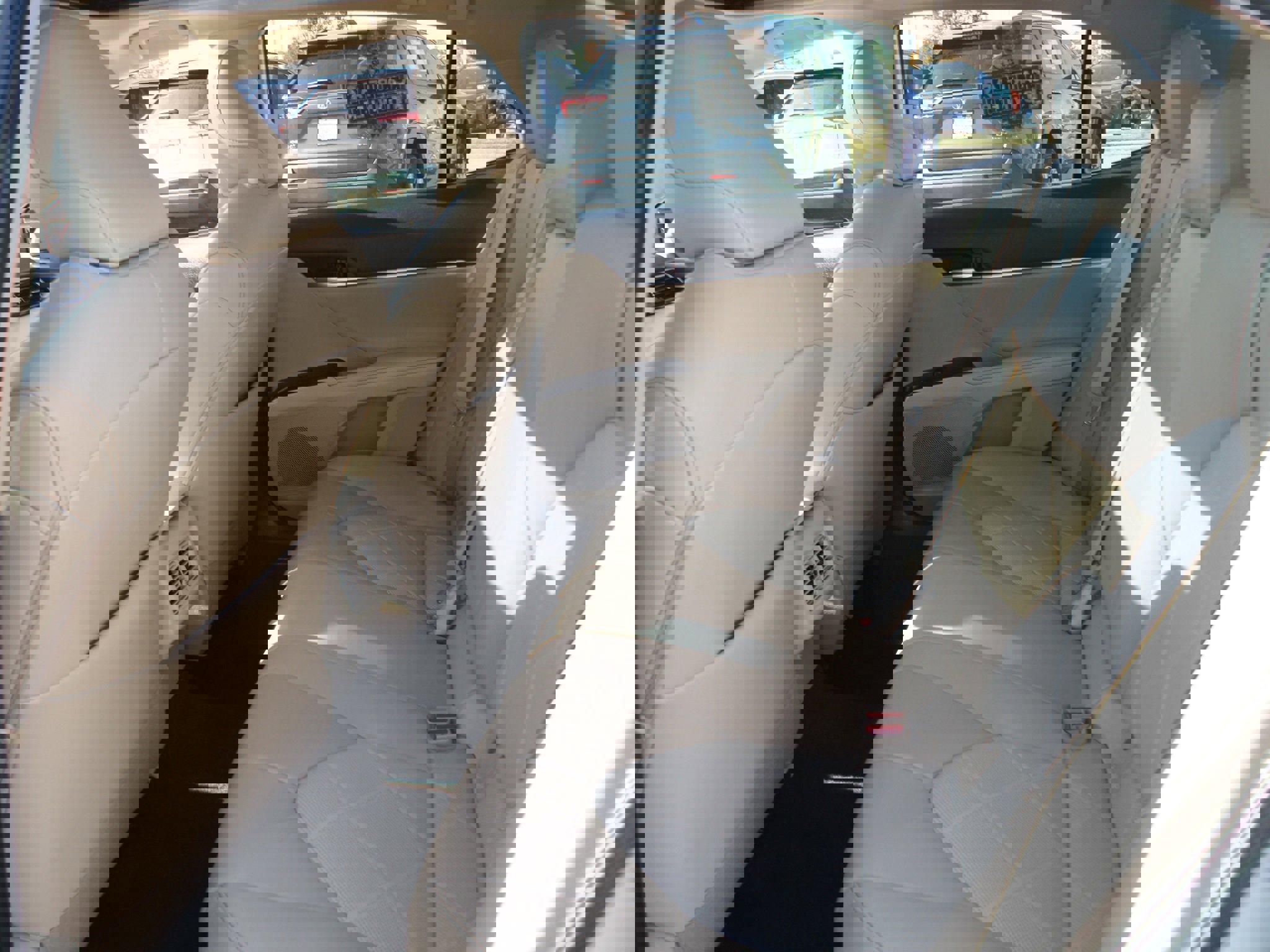 Used 2019 Toyota Camry XLE image 16