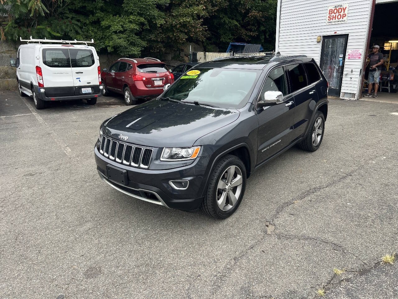Used 2014 Jeep Grand Cherokee Limited AWD/4WD image 2