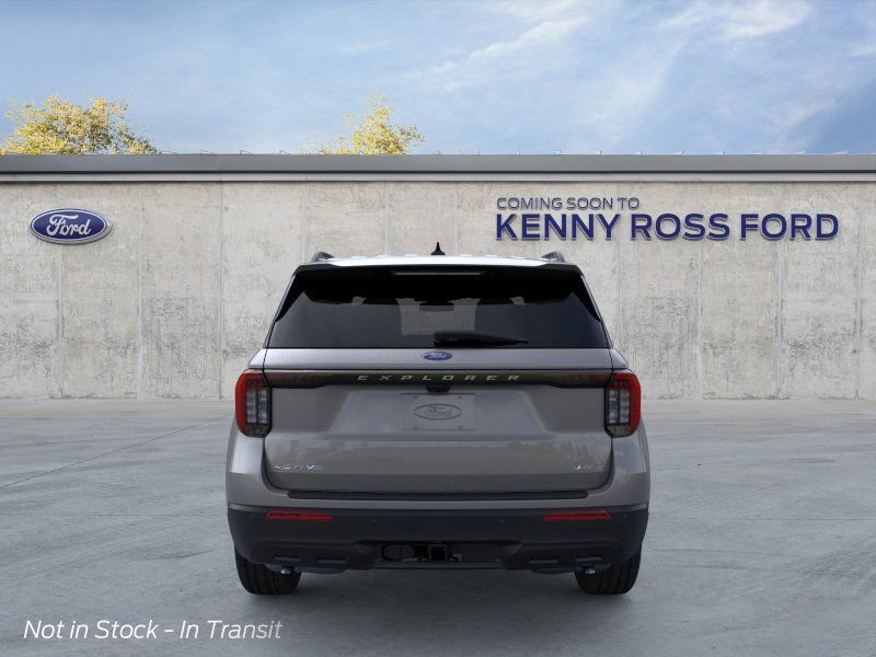 New 2026 Ford Explorer Active AWD/4WD image 5