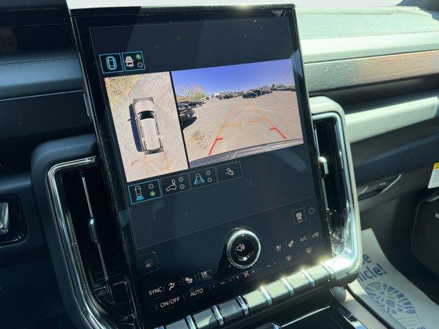 New 2026 GMC Yukon Denali w/ Sun & Power Step Package AWD/4WD image 5