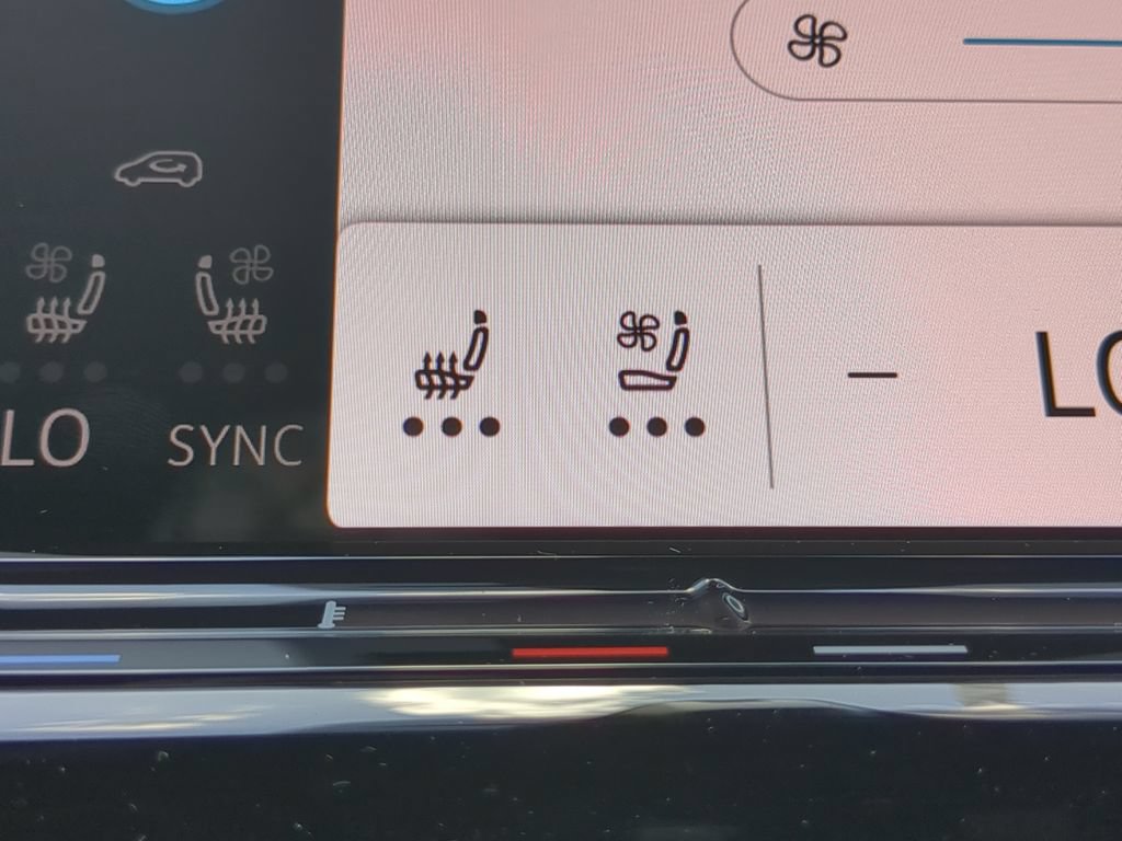 New 2026 Volkswagen Atlas Cross Sport SE FWD image 24