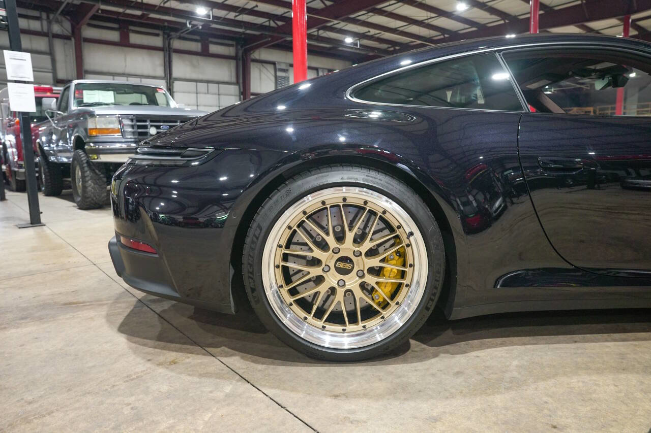 Used 2025 Porsche 911 GTS image 9