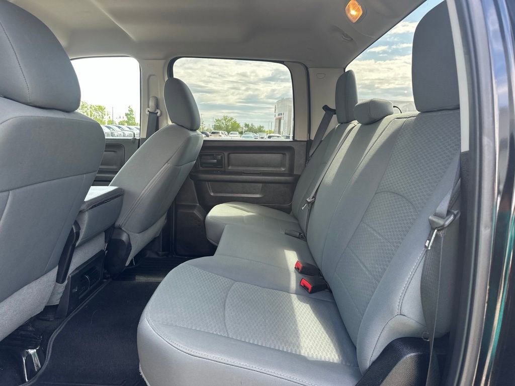 Used 2015 RAM 1500 Express AWD/4WD image 29
