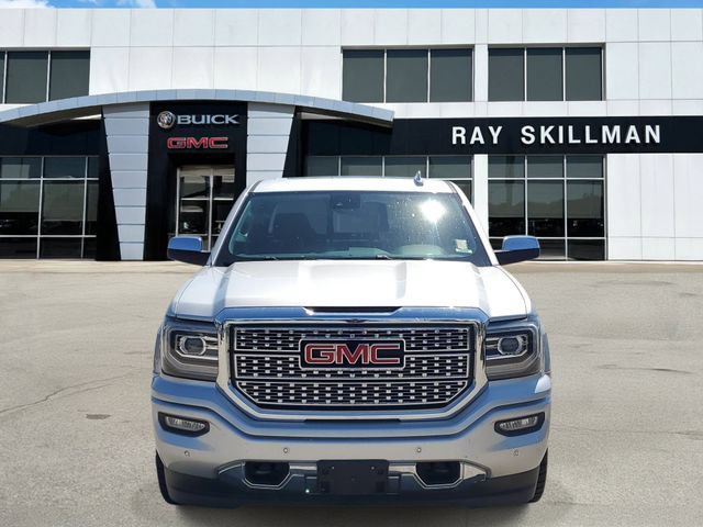 Used 2017 GMC Sierra 1500 Denali RWD image 2