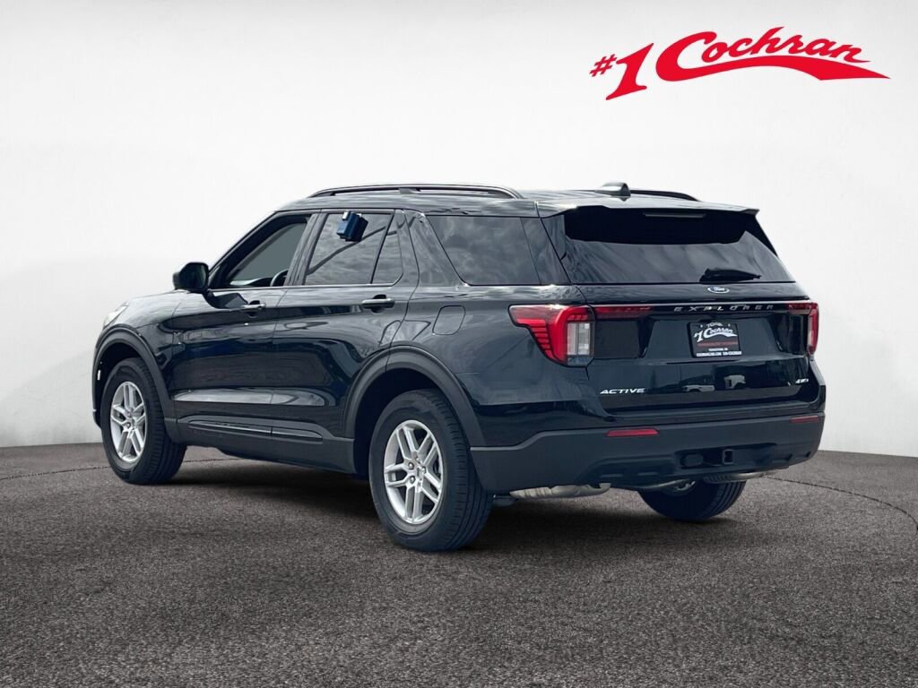 New 2026 Ford Explorer Active image 4