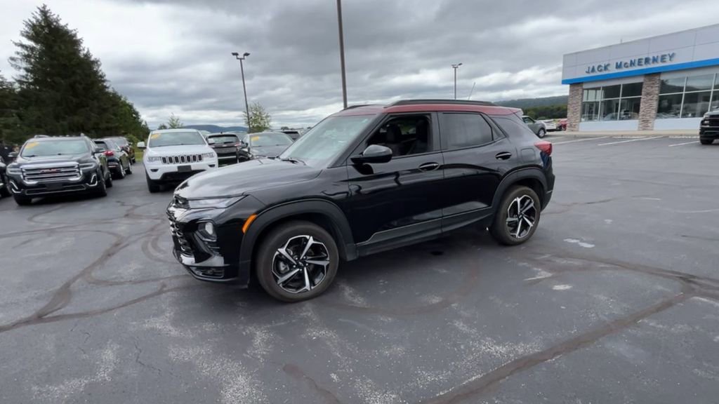 Certified 2023 Chevrolet TrailBlazer RS w/ Sun and Liftgate Package image 4