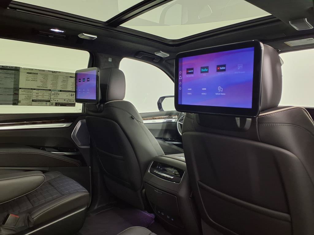 New 2025 Cadillac Escalade Sport Platinum AWD/4WD image 8