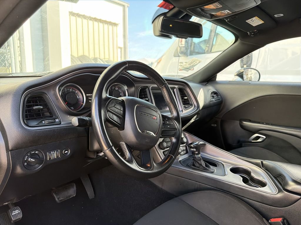 Used 2023 Dodge Challenger GT image 4