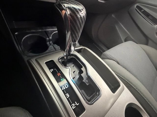 Used 2015 Toyota Tacoma 4x4 Double Cab w/ TRD Off-Road Package image 29