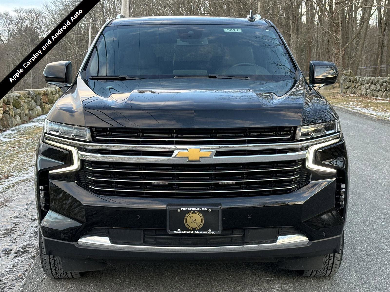 Used 2023 Chevrolet Suburban LT image 3