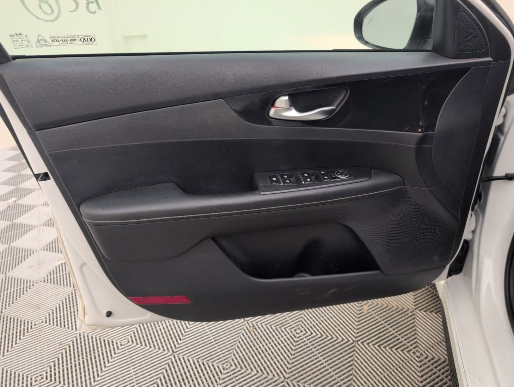 Used 2021 Kia Forte GT-Line image 46