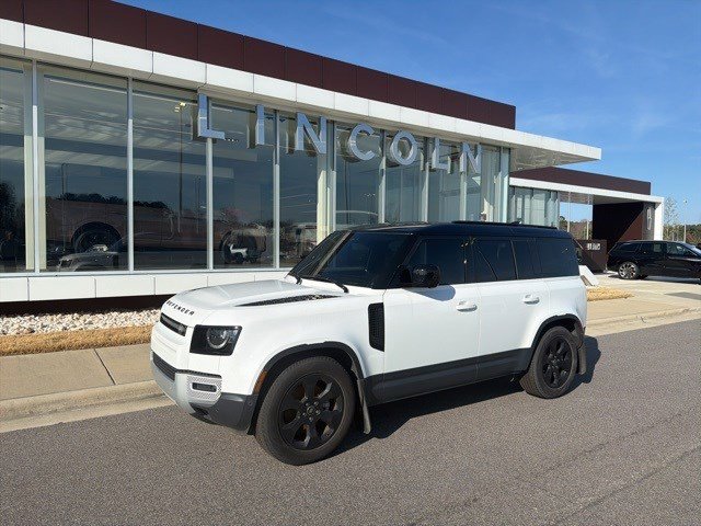 Used 2025 Land Rover Defender 110 S image 2