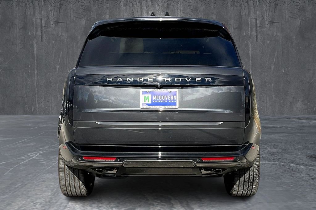 New 2025 Land Rover Range Rover Long Wheelbase SE image 4