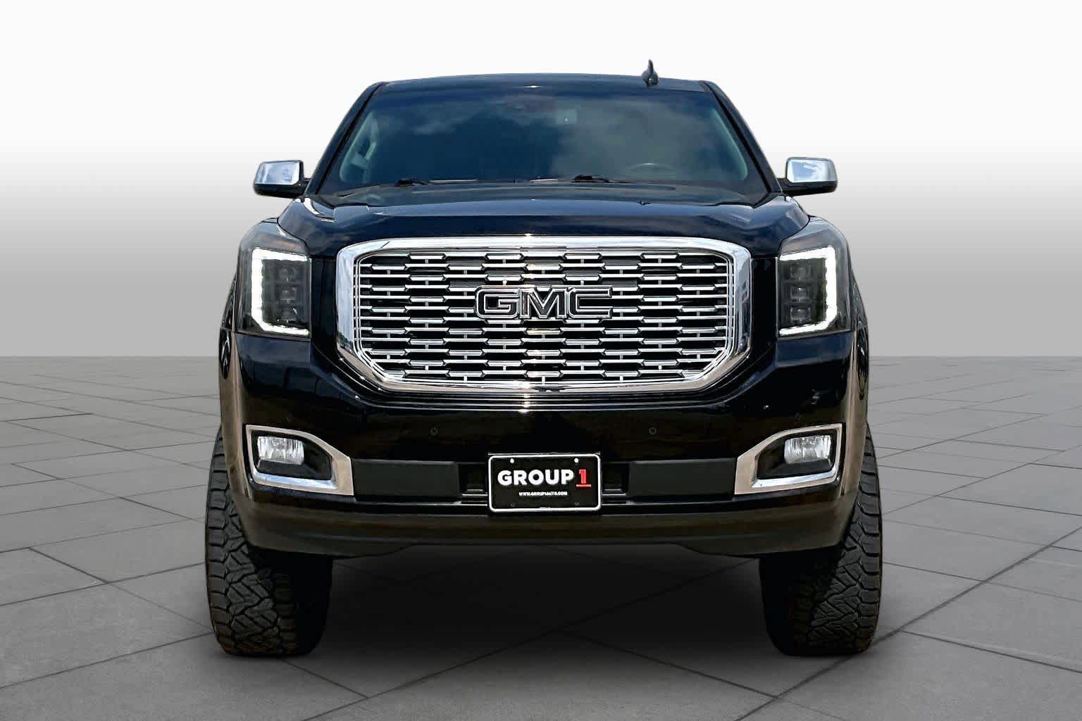Used 2019 GMC Yukon Denali w/ Denali Ultimate Package AWD/4WD image 4