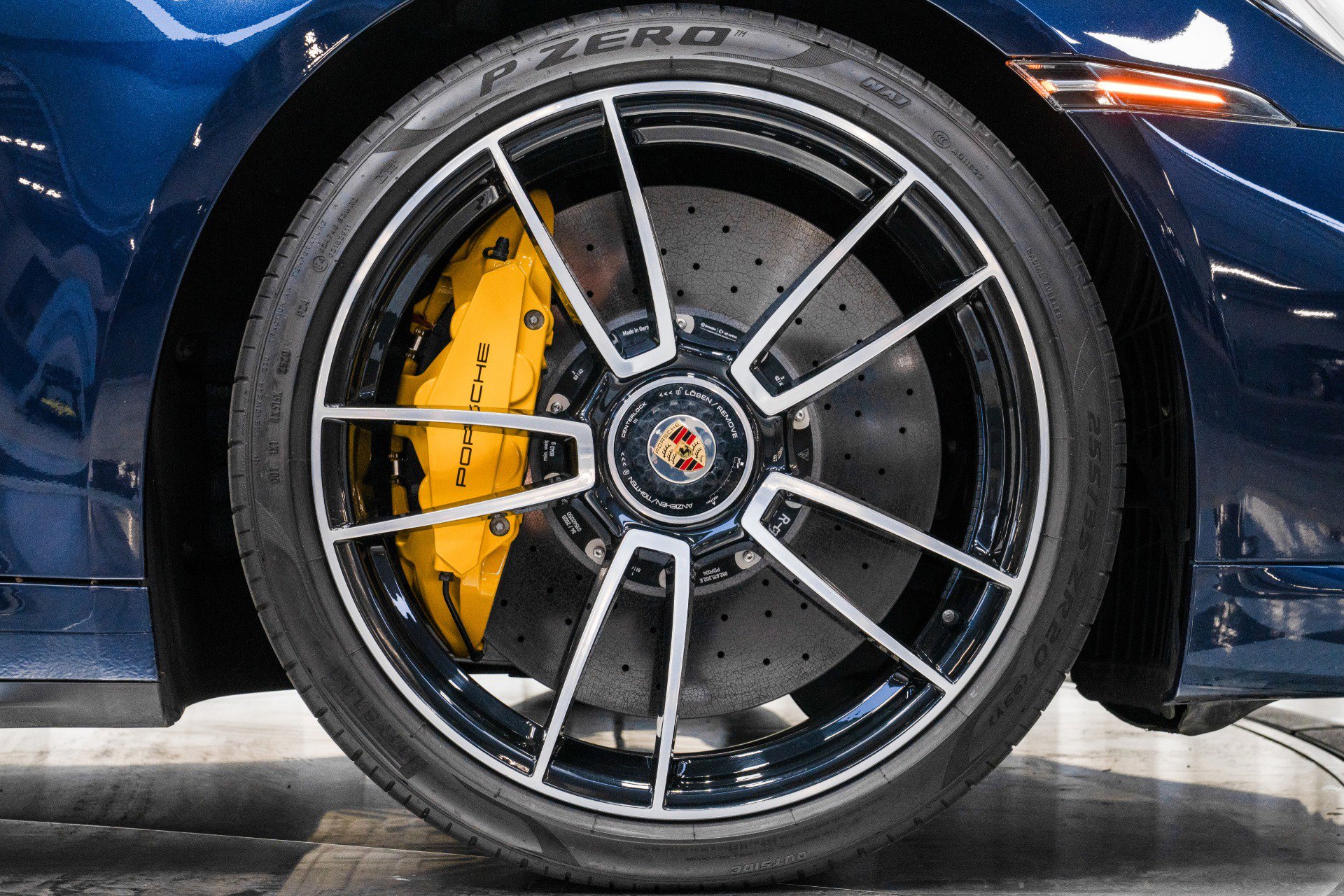 Used 2021 Porsche 911 Turbo S image 30