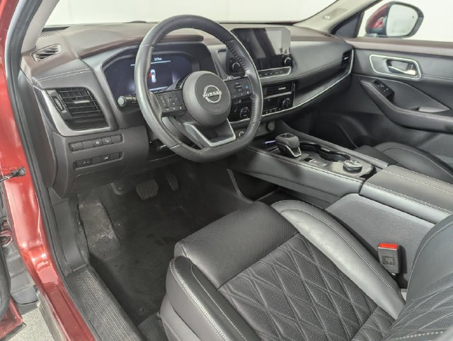 Used 2022 Nissan Rogue Platinum AWD/4WD image 11