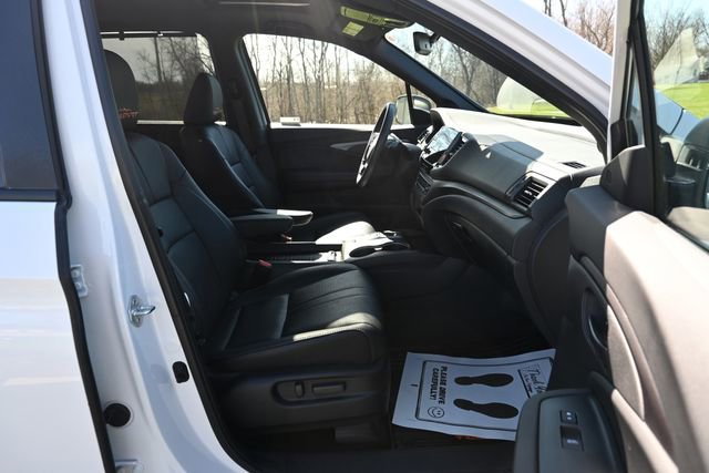 Used 2023 Honda Passport TrailSport image 19