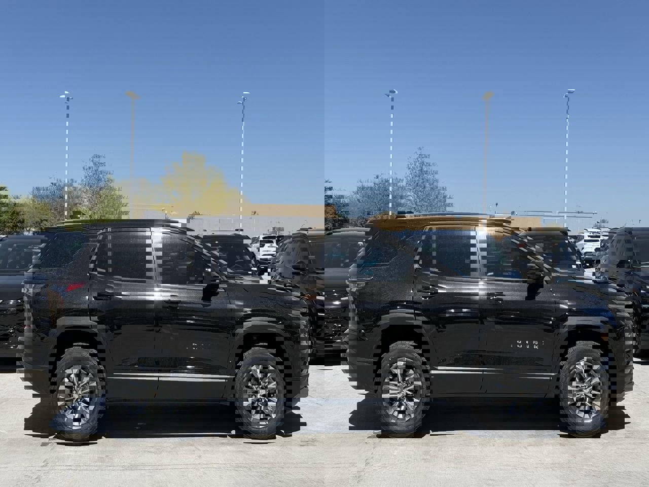 New 2026 Chevrolet Equinox LT w/ Safety and Technology Package image 3