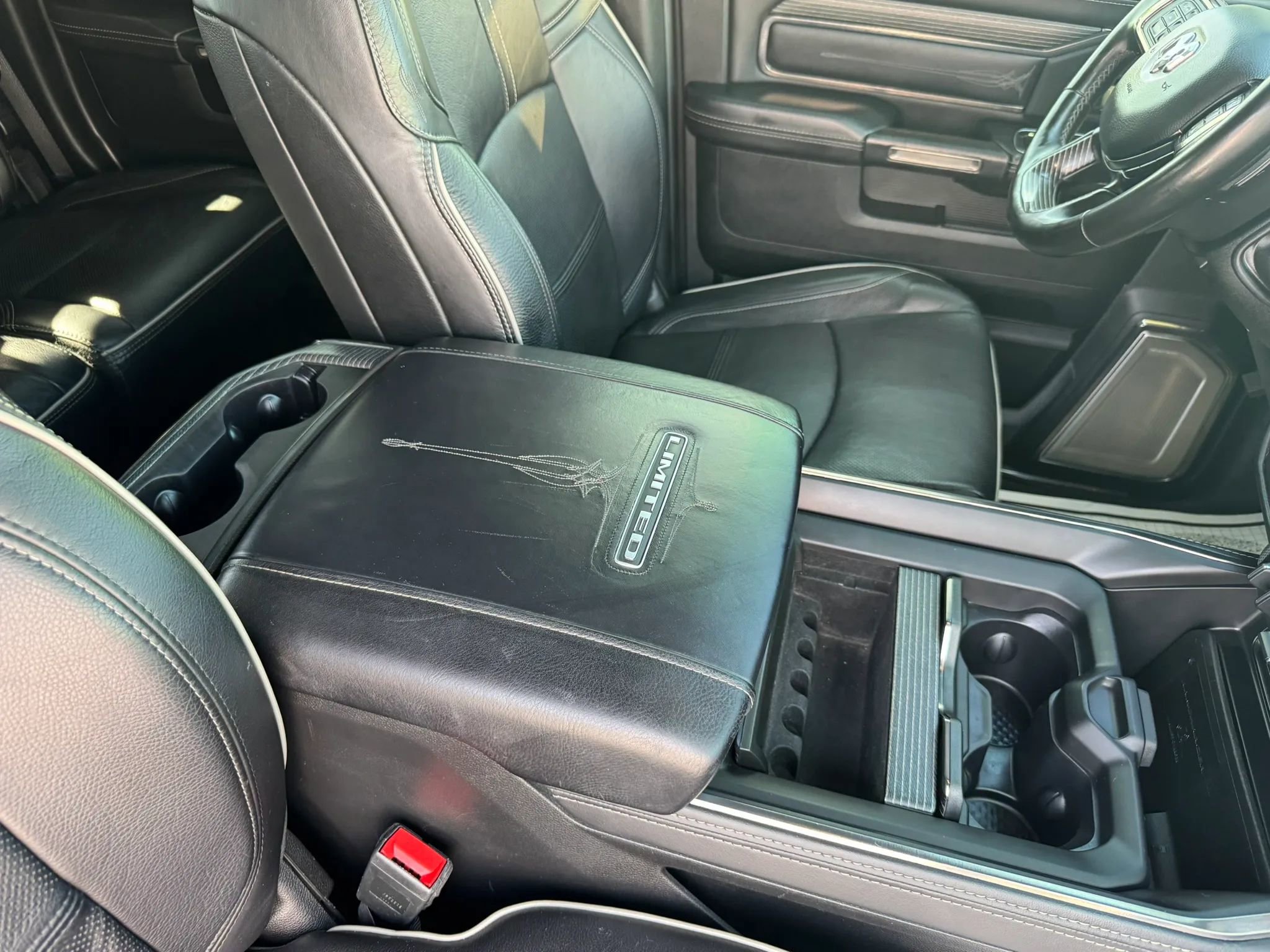 Used 2021 RAM 2500 Limited AWD/4WD image 36
