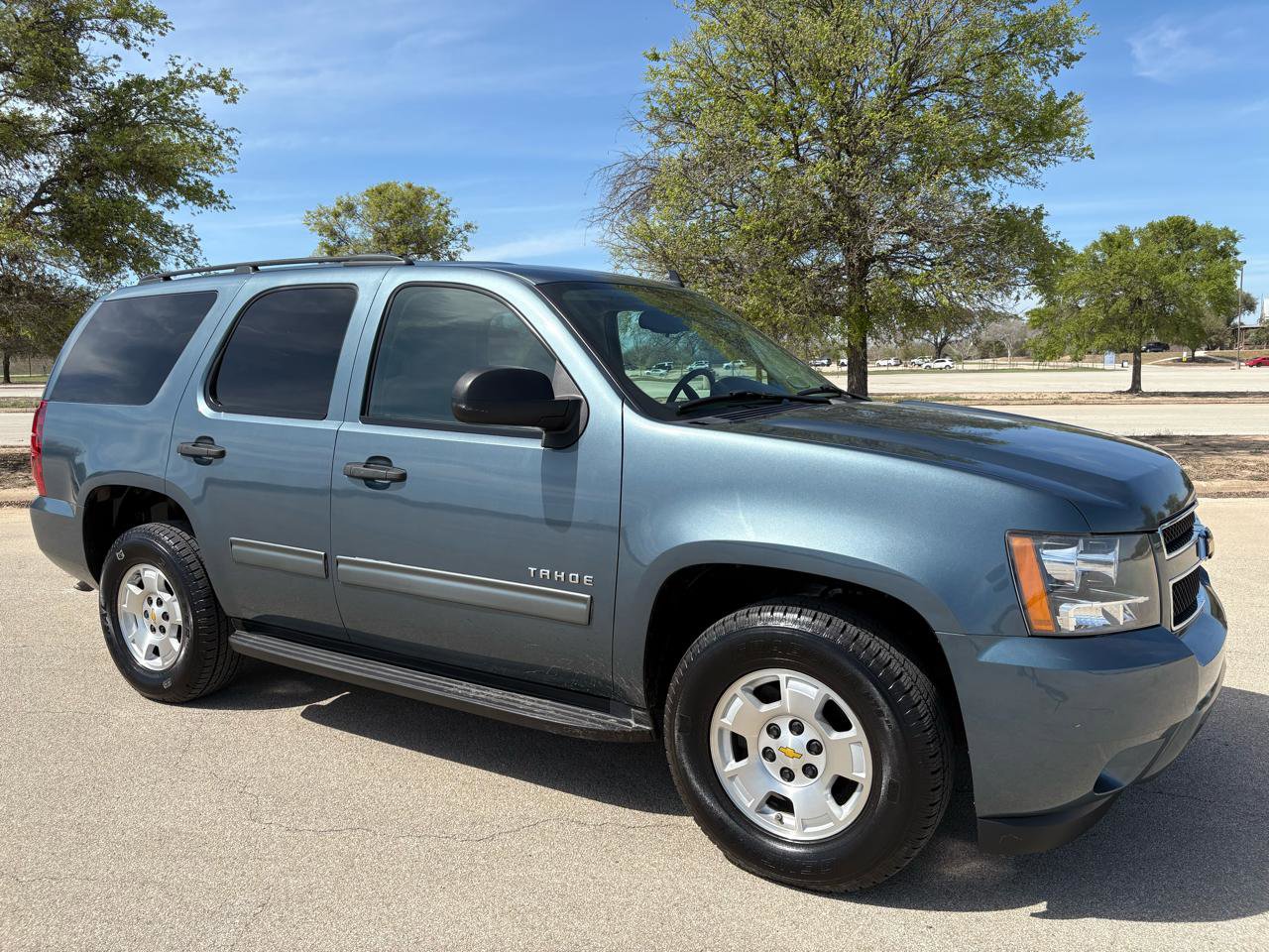 Used 2010 Chevrolet Tahoe LS RWD image 66