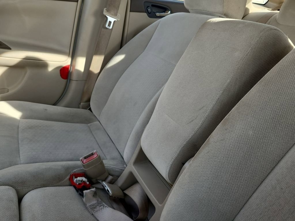 Used 2008 Chevrolet Impala LT image 24